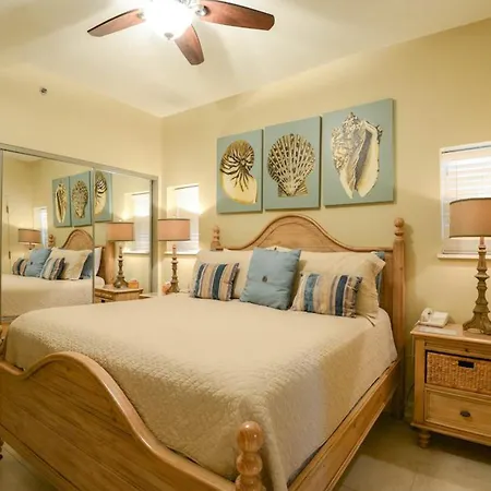 Tops'L Tides Destin Room photo